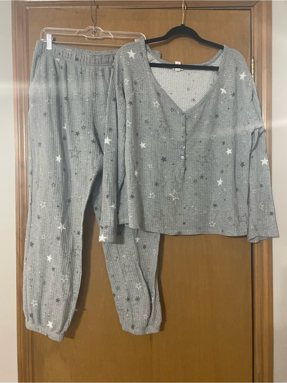 Star Print Gray Pajama Set